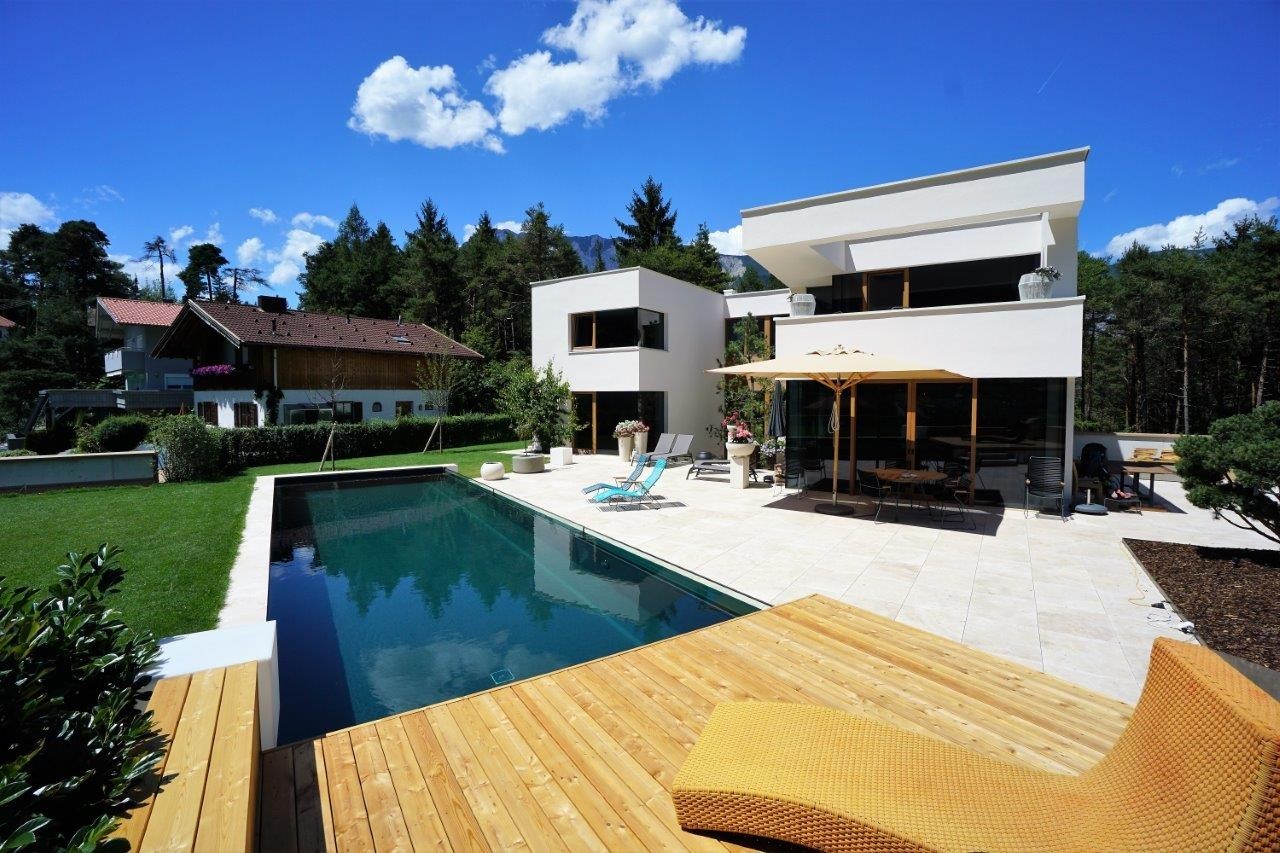 living-pool-in-the-oetztal