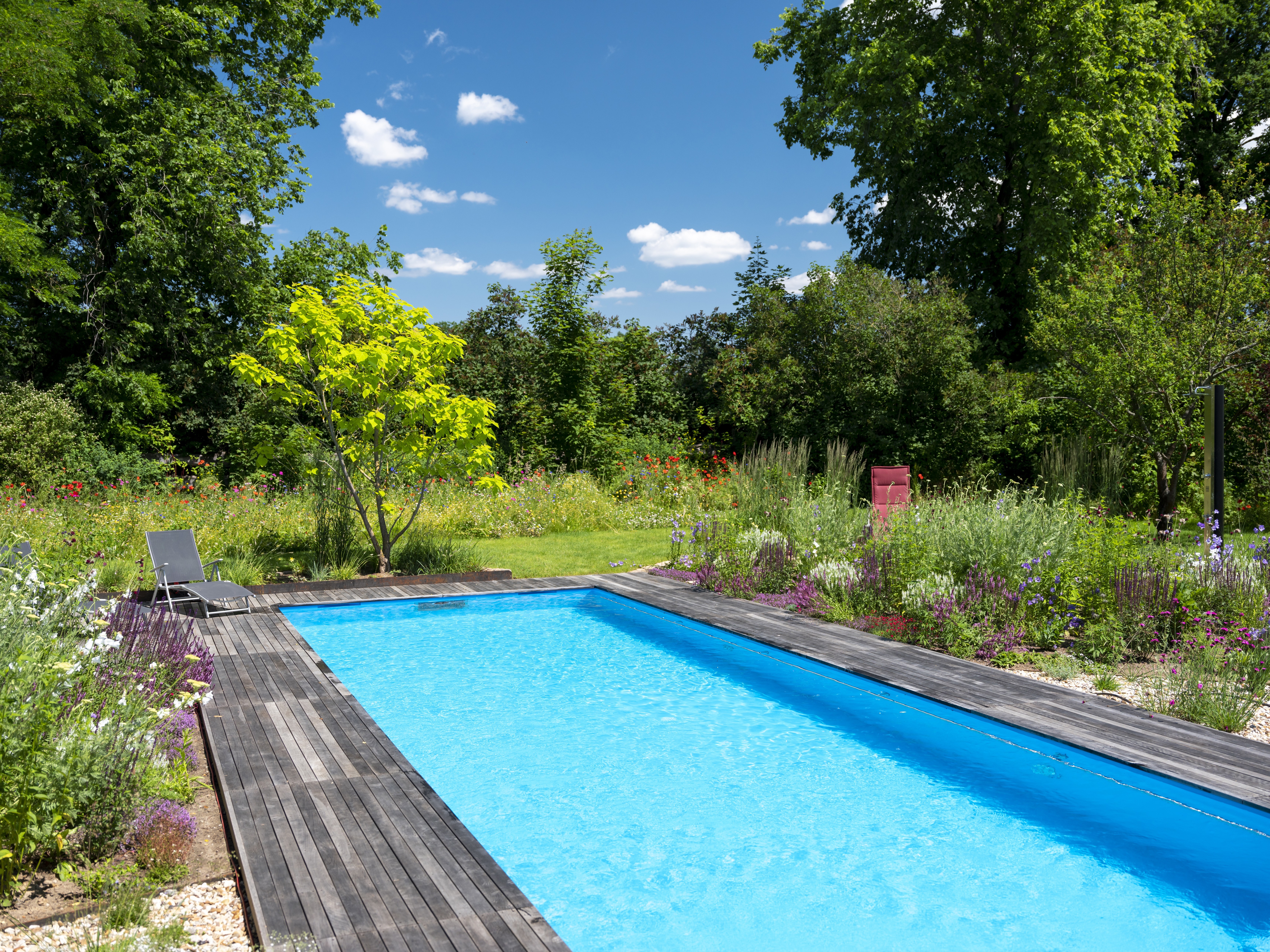 living-pool-yoga-garden-Wustermark-DE-4