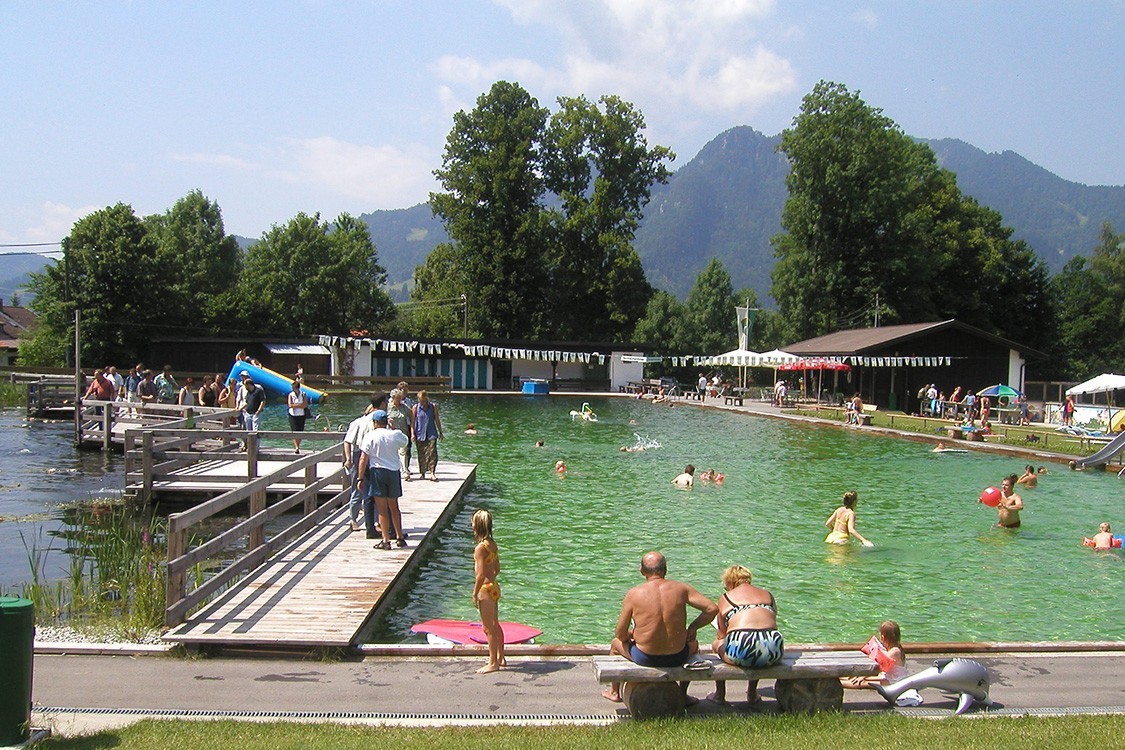 public natural pool in germany awarded environmental prize